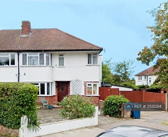 2 Bedroom Flat To Rent In Shaftesbury Avenue, South Harrow, Harrow, HA2