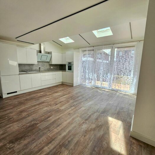 2 Bedroom Semi-Detached House To Rent In Melrose Gardens, Howdon, Wallsend, Tyne And Wear, NE28