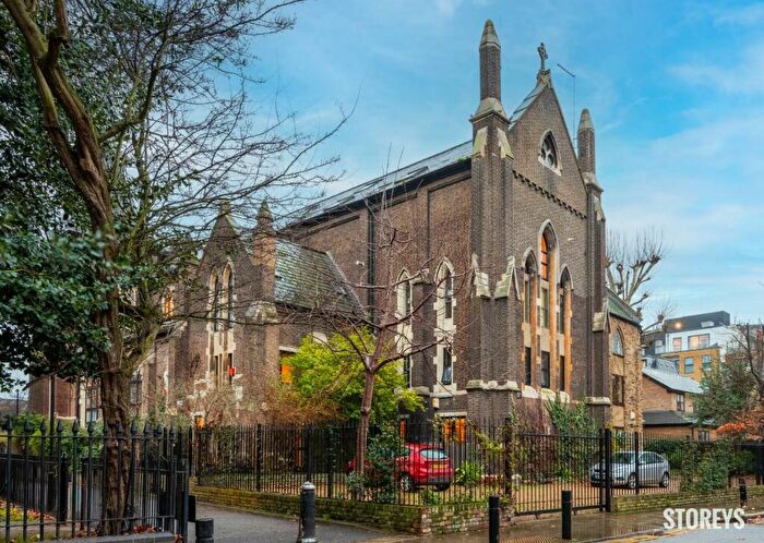 2 Bedroom Duplex To Rent In Steeple Court, Coventry Road, Bethnal Green, E2