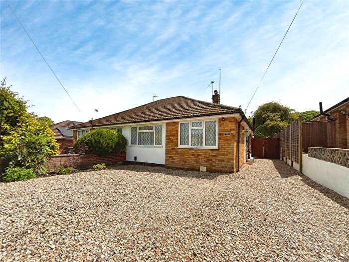 2 Bedroom Bungalow For Sale In Amblecote Road, Tilehurst, Reading, RG30