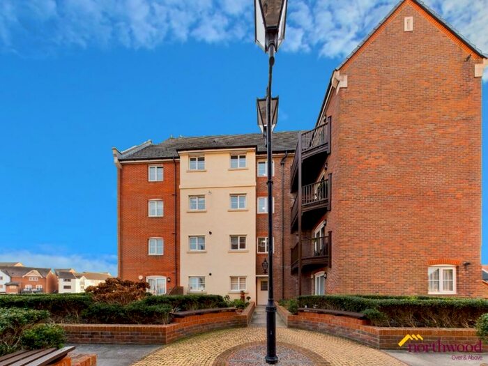 2 Bedroom Flat To Rent In Daytona Quay, Sovereign Harbour South, Eastbourne, BN23