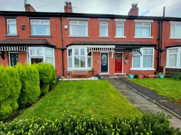 2 Bedroom Terraced House To Rent In Cringle Road, Levenshulme, Manchester, M19