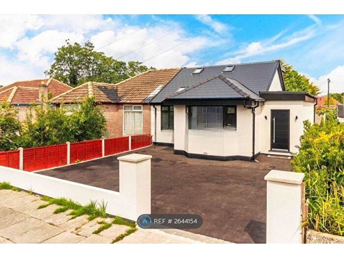 3 Bedroom Bungalow To Rent In Easedale Avenue, Morecambe, LA4