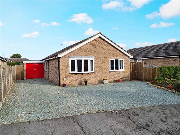 3 Bedroom Detached Bungalow For Sale In Dean Close, Leasingham, Sleaford, NG34