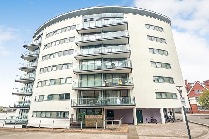 1 Bedroom Flat For Sale In Albert Basin Way, London, E16
