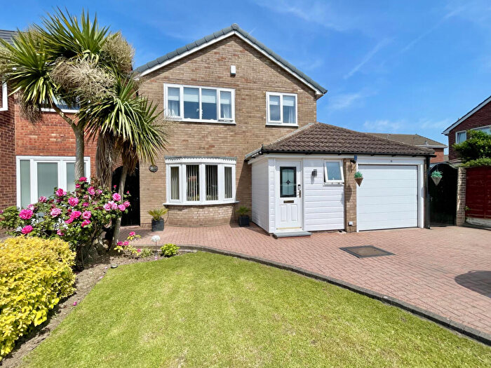 3 Bedroom Detached House For Sale In Catforth Avenue, Blackpool, FY4
