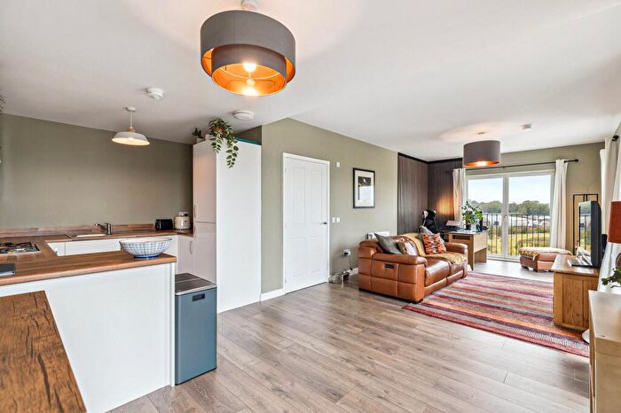 1 Bedroom Apartment For Sale In Cuddies Walk, Northbridge, Glasgow City, G4