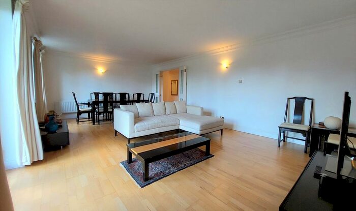 2 Bedroom Flat To Rent In Walpole House, Waterloo, London, SE1