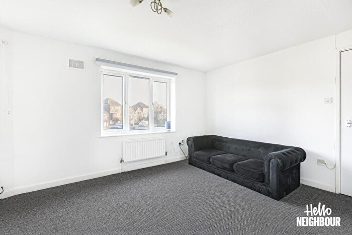 1 Bedroom Apartment To Rent In Bourneside Gardens, London, SE6