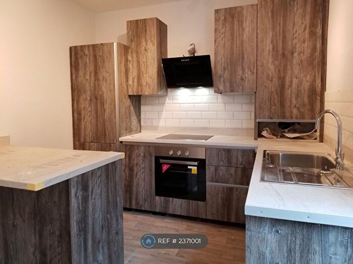 2 Bedroom Flat To Rent In Gleadless Road, Sheffield, S2