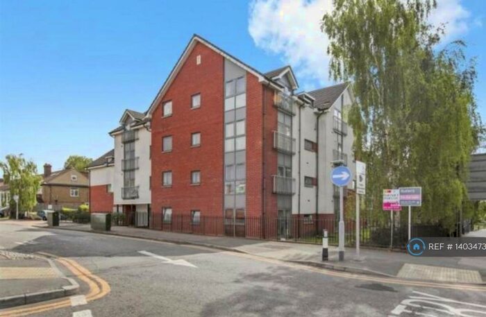 2 Bedroom Flat To Rent In Renaissance Court, Sutton, SM1