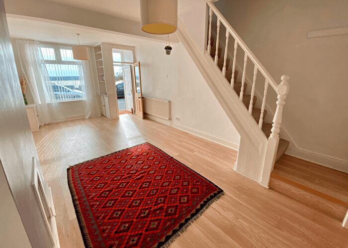 1 Bedroom Flat To Rent In Fairfield Path, CR0