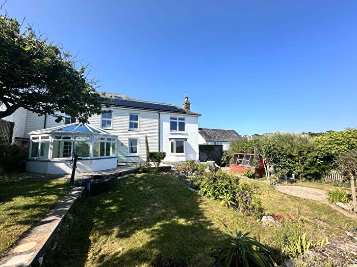 5 Bedroom Property To Rent In Perranuthnoe, TR20