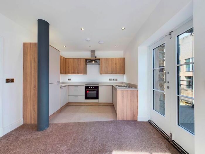 1 Bedroom Flat To Rent In Hammerton Street, Burnley, BB11