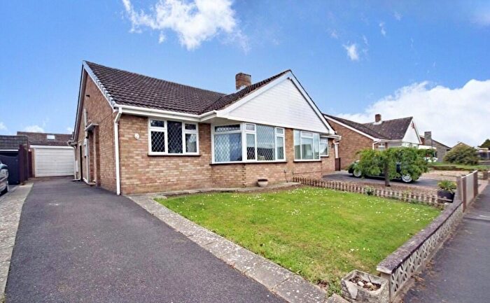 2 Bedroom Semi-Detached Bungalow For Sale In Newbury Avenue, Allington, Maidstone, ME16