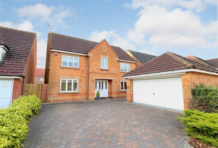 4 Bedroom Detached House For Sale In Nicholson Court, Pocklington, York, YO42