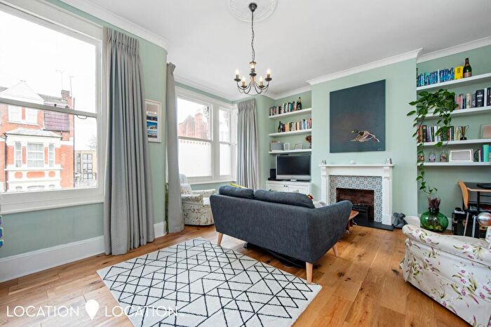 2 Bedroom Flat To Rent In Carysfort Road, London, N16