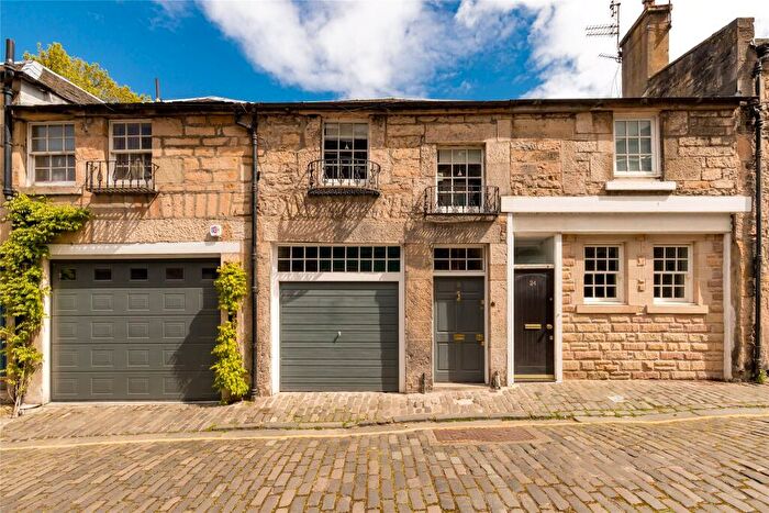 2 Bedroom Terraced House For Sale In Gloucester Lane, Edinburgh, EH3
