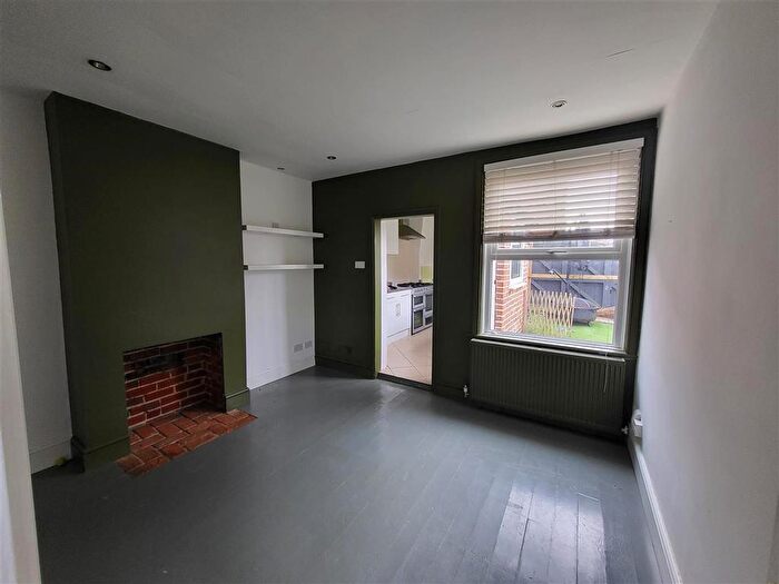 2 Bedroom End Of Terrace House For Sale In Alexandra Road, Colchester, CO3