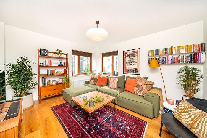 2 Bedroom Flat For Sale In Tarling Street, London, E1