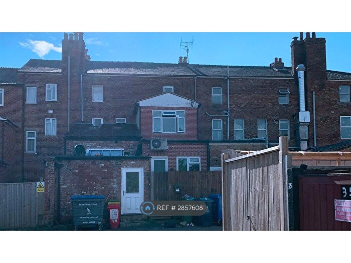 4 Bedroom Semi-Detached House To Rent In St. Clements Street, Oxford, OX4