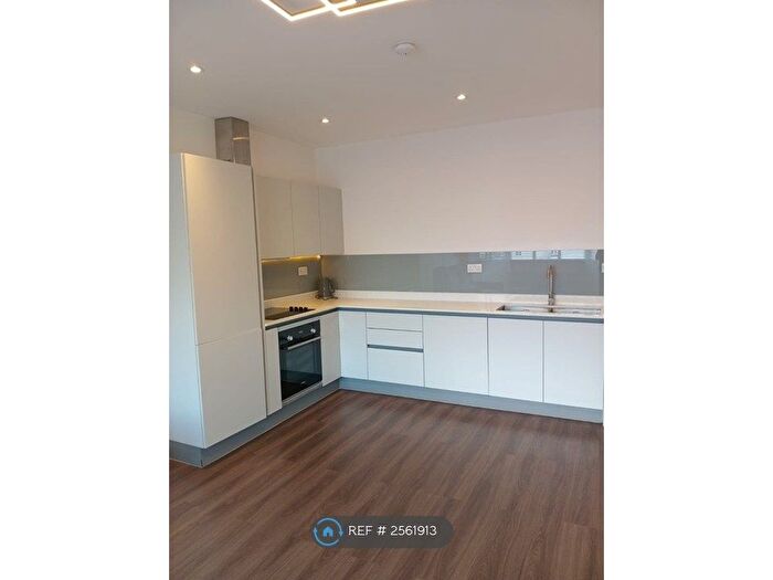 1 Bedroom Flat To Rent In Bell Lane, London, NW4