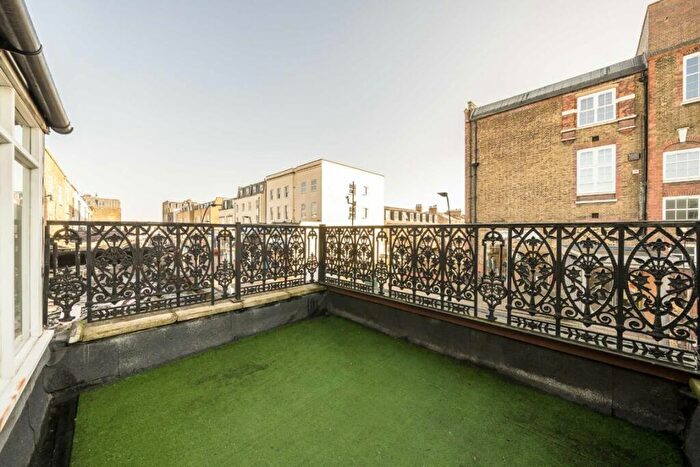 2 Bedroom Flat To Rent In Choumert Road, Peckham, SE15