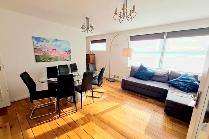 2 Bedroom Flat To Rent In Townsend House, Dean Street, Soho, W1D