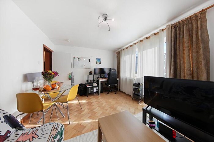 2 Bedroom Flat To Rent In Warner House, Abercorn Place, NW8