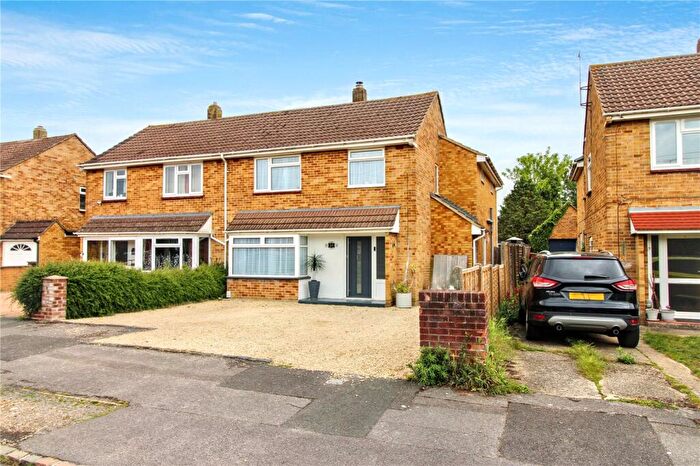 4 Bedroom Semi-Detached House For Sale In Oak Tree Road, Thatcham, Berkshire, RG19