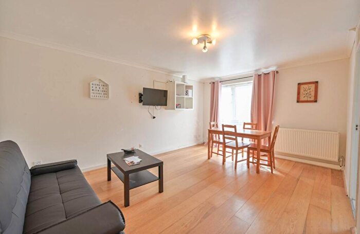 2 Bedroom Flat For Sale In Archery Close, Wealdstone, Harrow, HA3