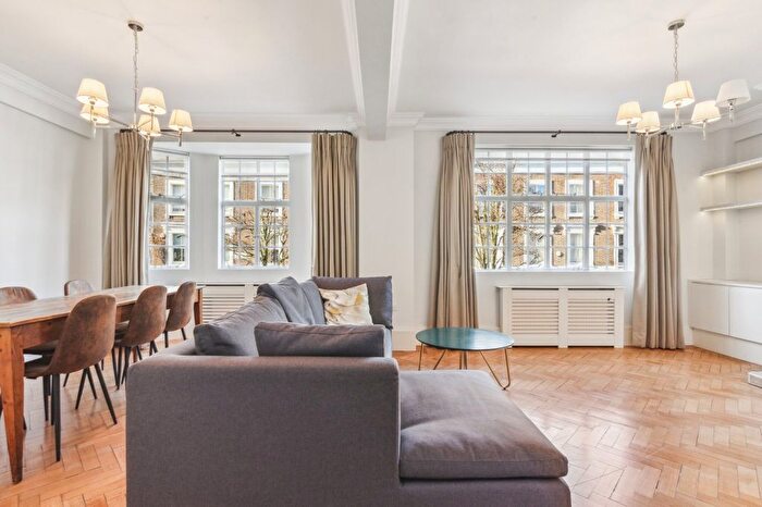 3 Bedroom Flat To Rent In Cornwall Gardens, South Kensington, SW7
