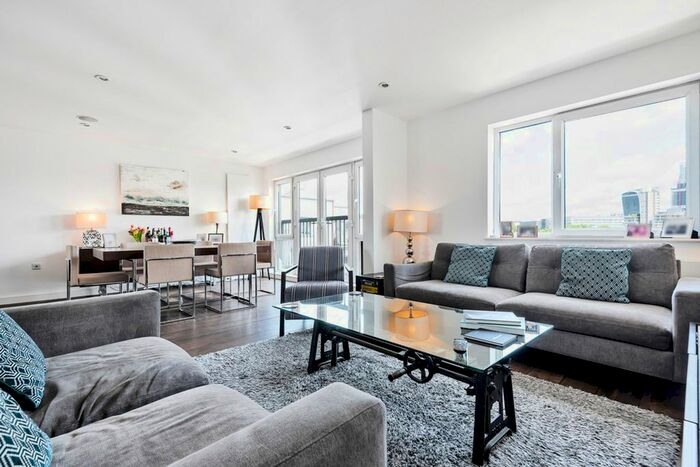 2 Bedroom Flat To Rent In Maltby Street, London, SE1