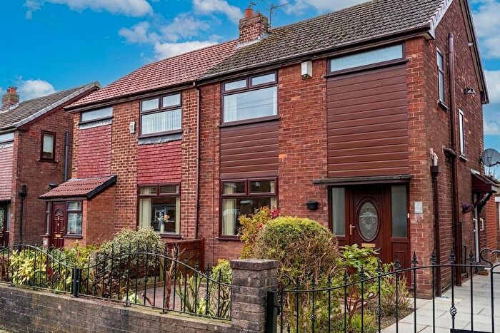 3 Bedroom Semi-Detached House To Rent In Hertford Drive, Tyldesley, M29