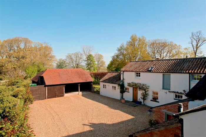 5 Bedroom Detached House For Sale In Spaldwick Road, Stow Longa, Huntingdon, Cambridgeshire, PE28