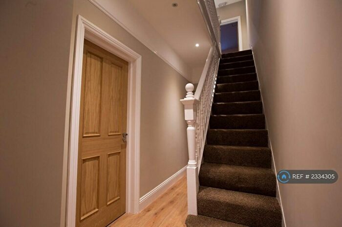 6 Bedroom Semi-Detached House To Rent In Coventry Road, Southampton, SO15