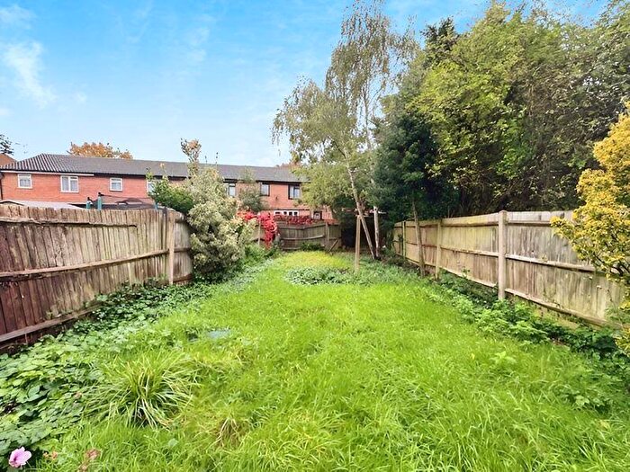 3 Bedroom Terraced House For Sale In Meadfield, Edgware, HA8