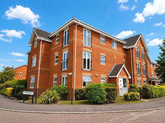 2 Bedroom Flat For Sale In Broadmere Road, Beggarwood, Basingstoke, RG22