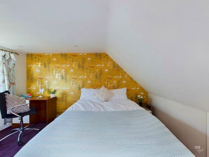 5 Bedroom Detached House To Rent In Hillside, Brighton, BN2