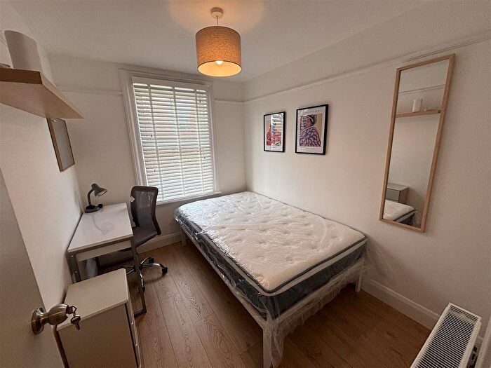4 Bedroom Property To Rent In North Holmes Road, Canterbury, CT1