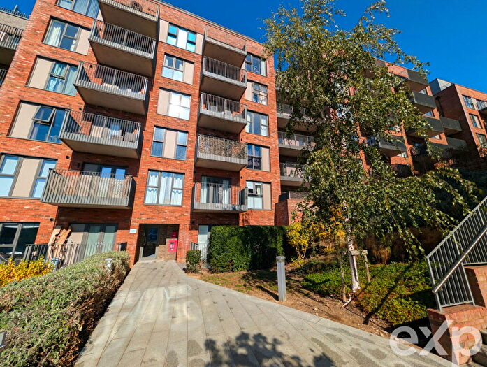 1 Bedroom Flat For Sale In Rosalind Drive, Maidstone, ME14