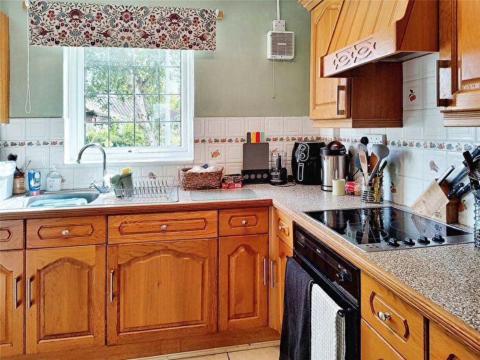 1 Bedroom Bungalow For Sale In Downemead, Telford, Shropshire, TF3