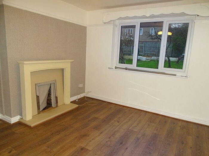 4 Bedroom Terraced House To Rent In Bron Y Felin, Llangefni, Ynys Mon, LL77