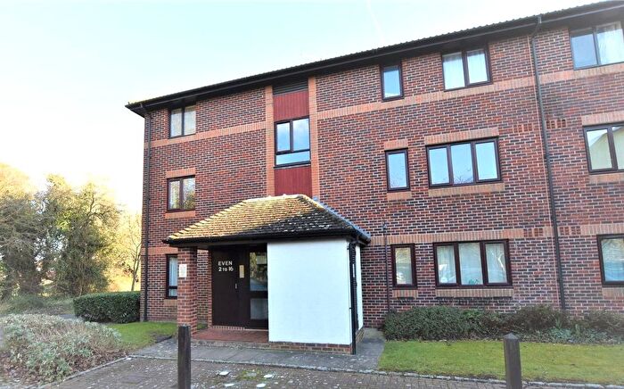 1 Bedroom Studio To Rent In Pebble Drive, Didcot, Oxfordshire, OX11