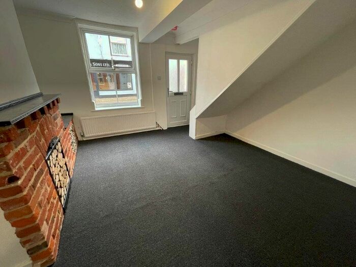 3 Bedroom Terraced House To Rent In High Street, Gorleston, Great Yarmouth, NR31