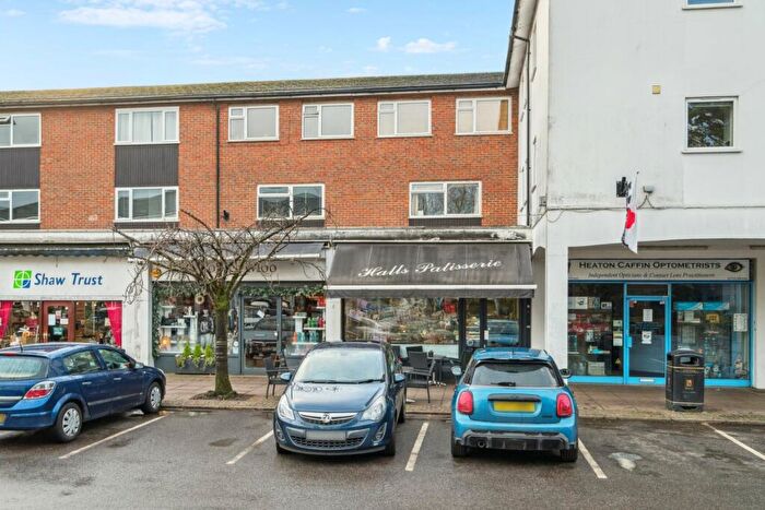 2 Bedroom Apartment For Sale In St Peters Court, High Street, Chalfont St. Peter, Buckinghamshire, SL9