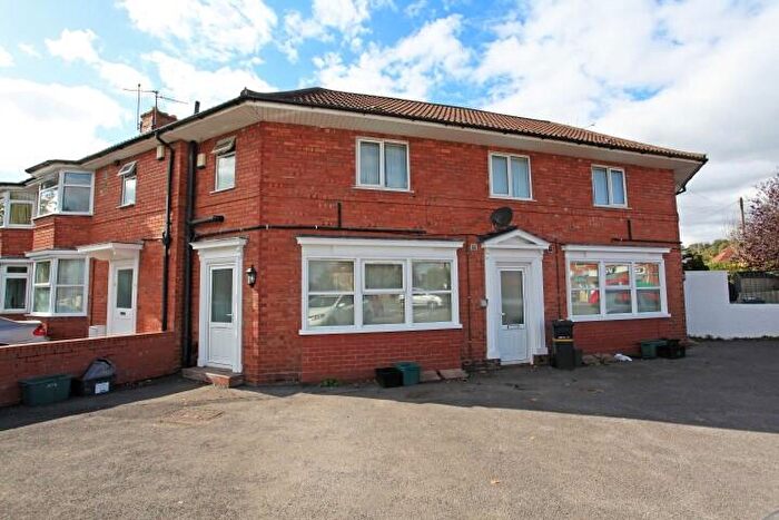 2 Bedroom Flat To Rent In Shirehampton Road | Sea Mills, BS9