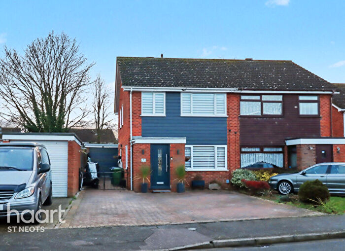 3 Bedroom Semi Detached House For Sale In Nene Road, Eaton Ford, PE19