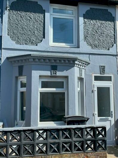 3 Bedroom Terraced House To Rent In Glenfield Road, Dover, CT16