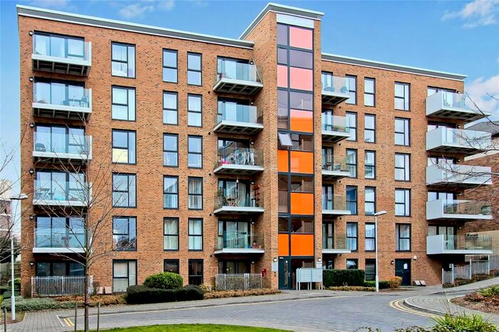 2 Bedroom Apartment To Rent In Aquarius Court, Zodiac Close, Edgware, HA8